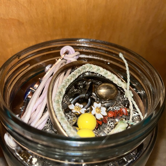 Mystery Jewelry Jar!! Variety of Gold, Silver, & colored new & vintage pieces! - Picture 4 of 4